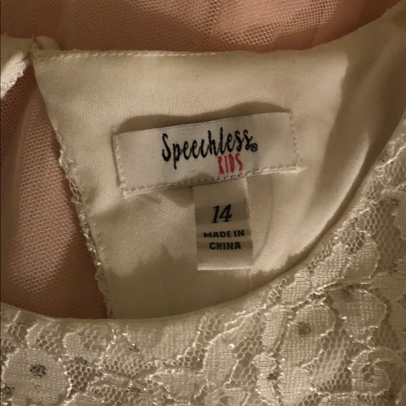 Formal light pink long dress with white top - Picture 4 of 4